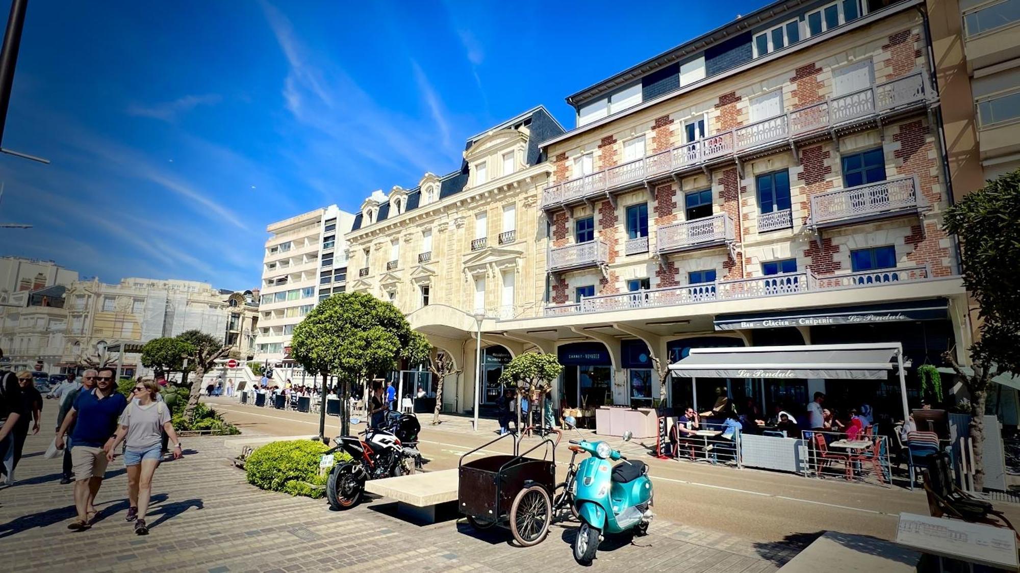 Appartement Remblai 1 Chambre Sortie Direct Plage 莱萨布勒-多洛讷 外观 照片